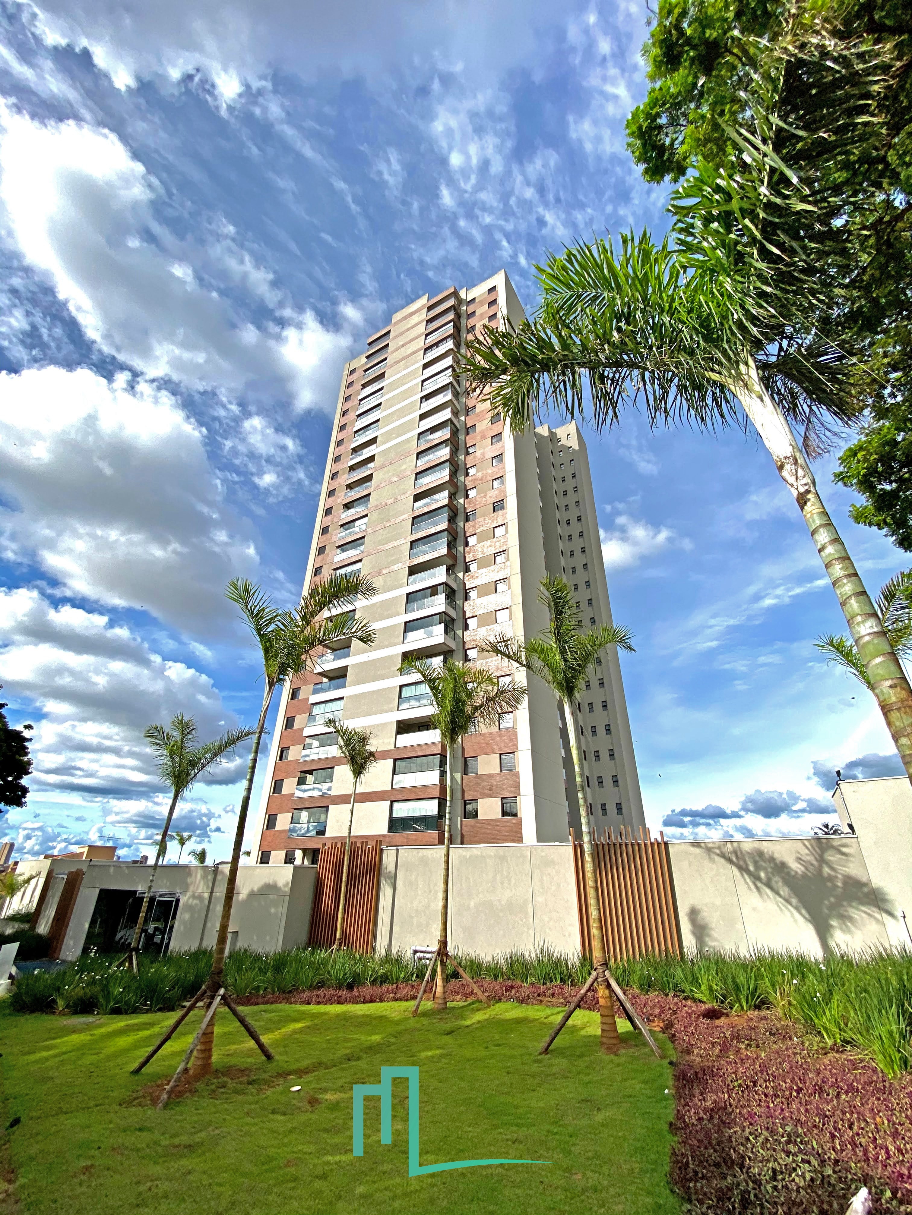 APARTAMENTO À VENDA NO EDIFÍCIO COSMOPOLITAN - ANDAR ALTO - 03 Dormitórios, sendo 01 suíte; Sala integrada; Varanda go