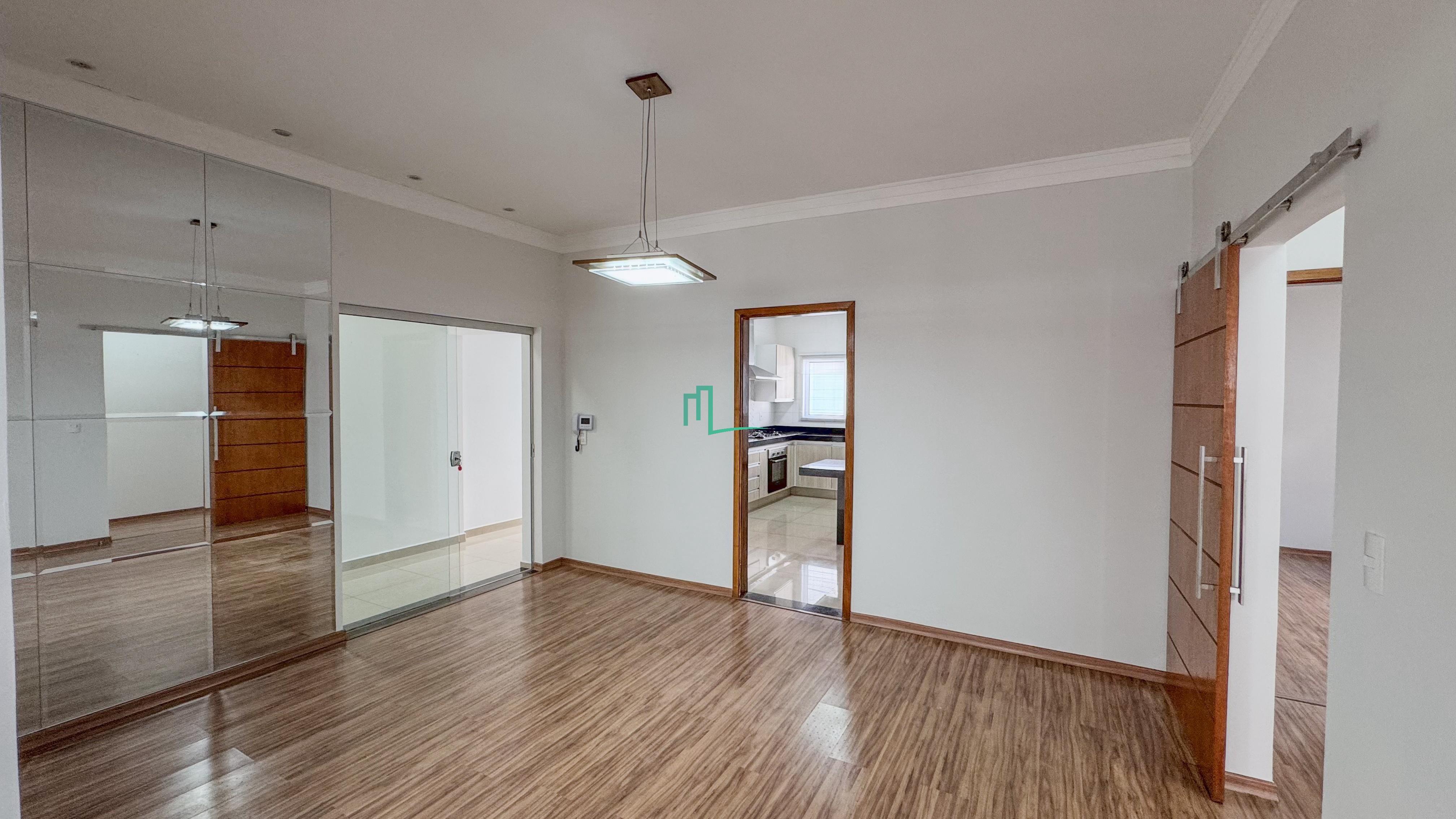 EXCELENTE RESIDÊNCIA DISPONIVEL PARA LOCAÇÃO E VENDA AO LADO DA FRANPISOS Á 30 METROS DA AVENIDA HÉLIO PALERMO  - 03 dor