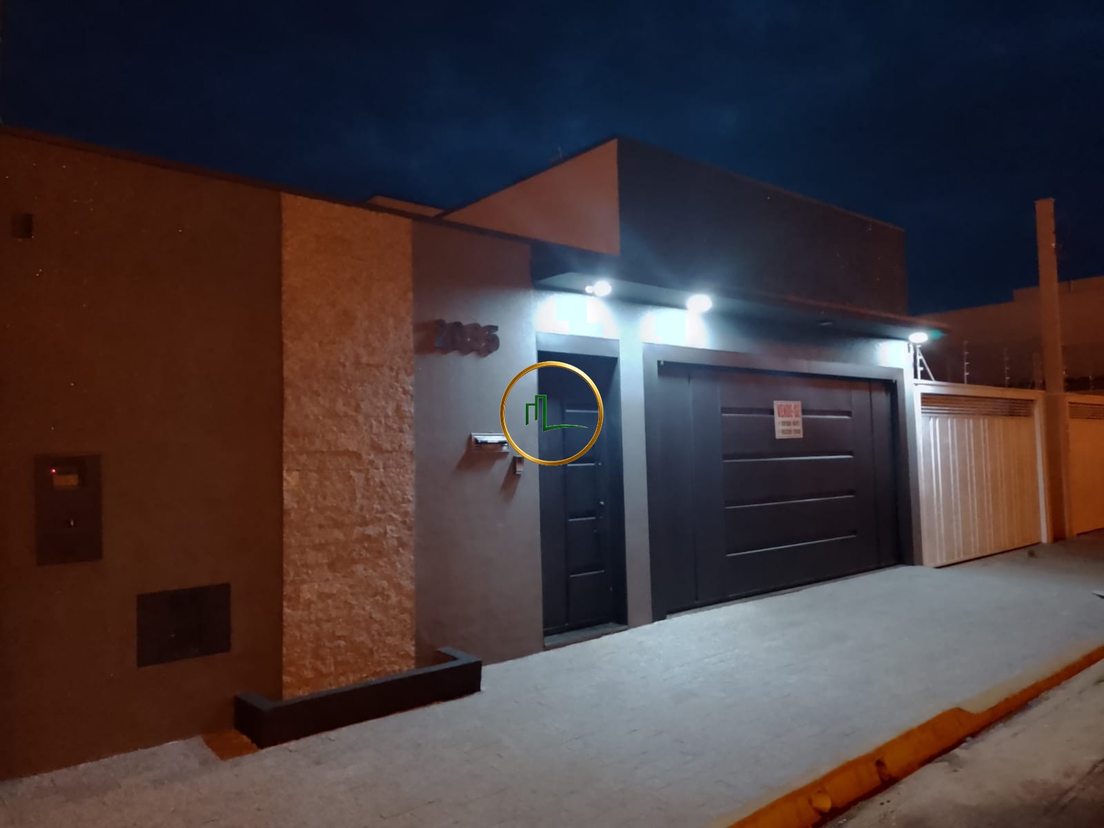 LINDA RESIDÊNCIA DISPONIVEL Á VENDA NO VILLAGIO MUNDO NOVO EM FRANCA-SP  DETALHES DO IMÓVEL:   - 220,00 m² de terreno    — foto 3