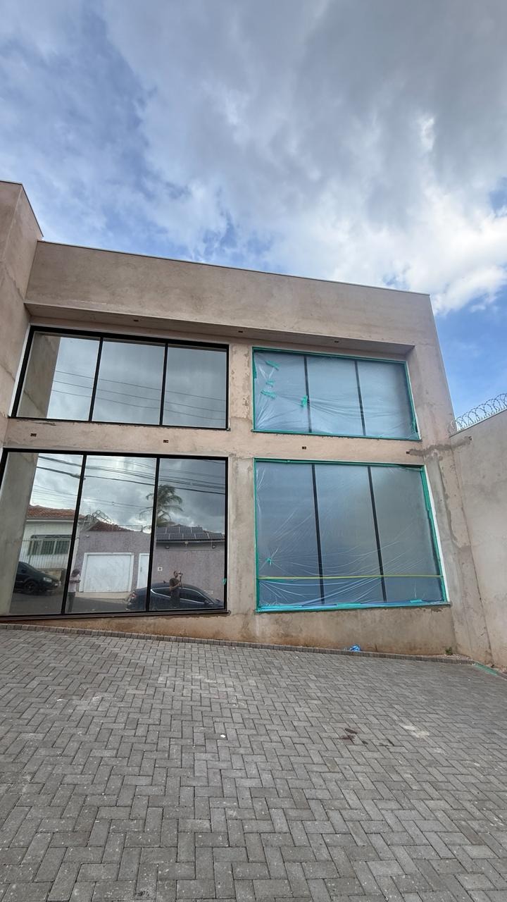 EXELENTE GALPÃO COMERCIAL EM FASES DE CONTRUÇÃO DISPONIVEL PARA LOCAÇÃO NA AVENIDA SÃO VICENTE — foto 4