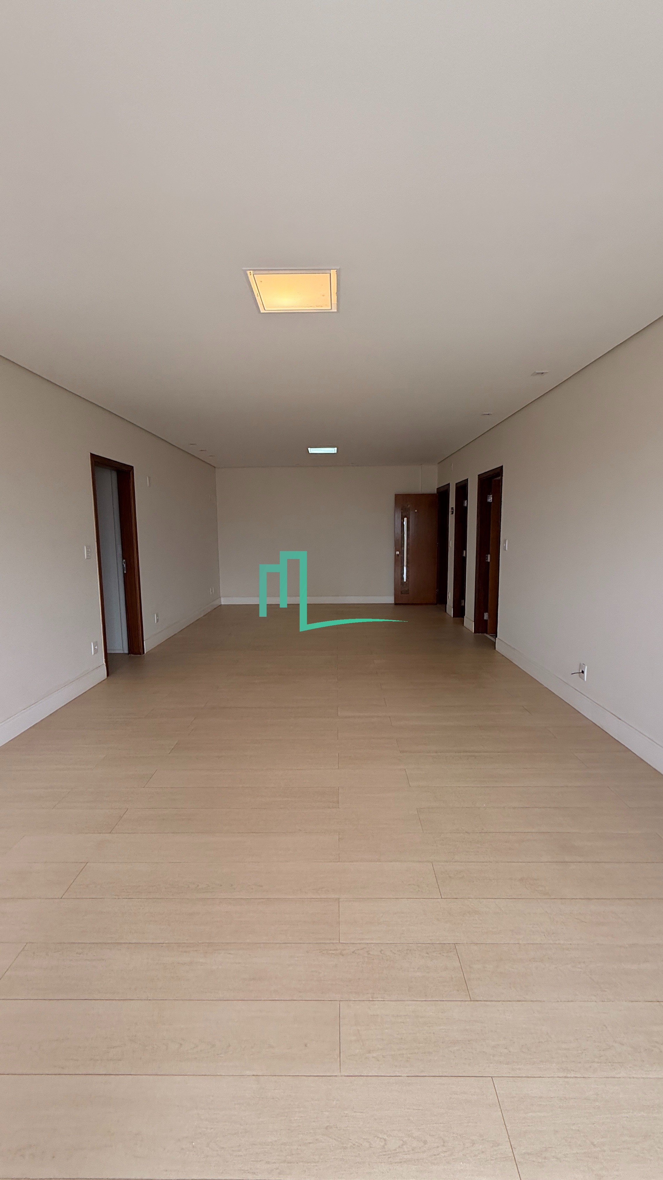 VENDE-SE, ALUGA-SE APARTAMENTO NO EDIFICIO LÁ FIORI EM FRANCA - SP — foto 5