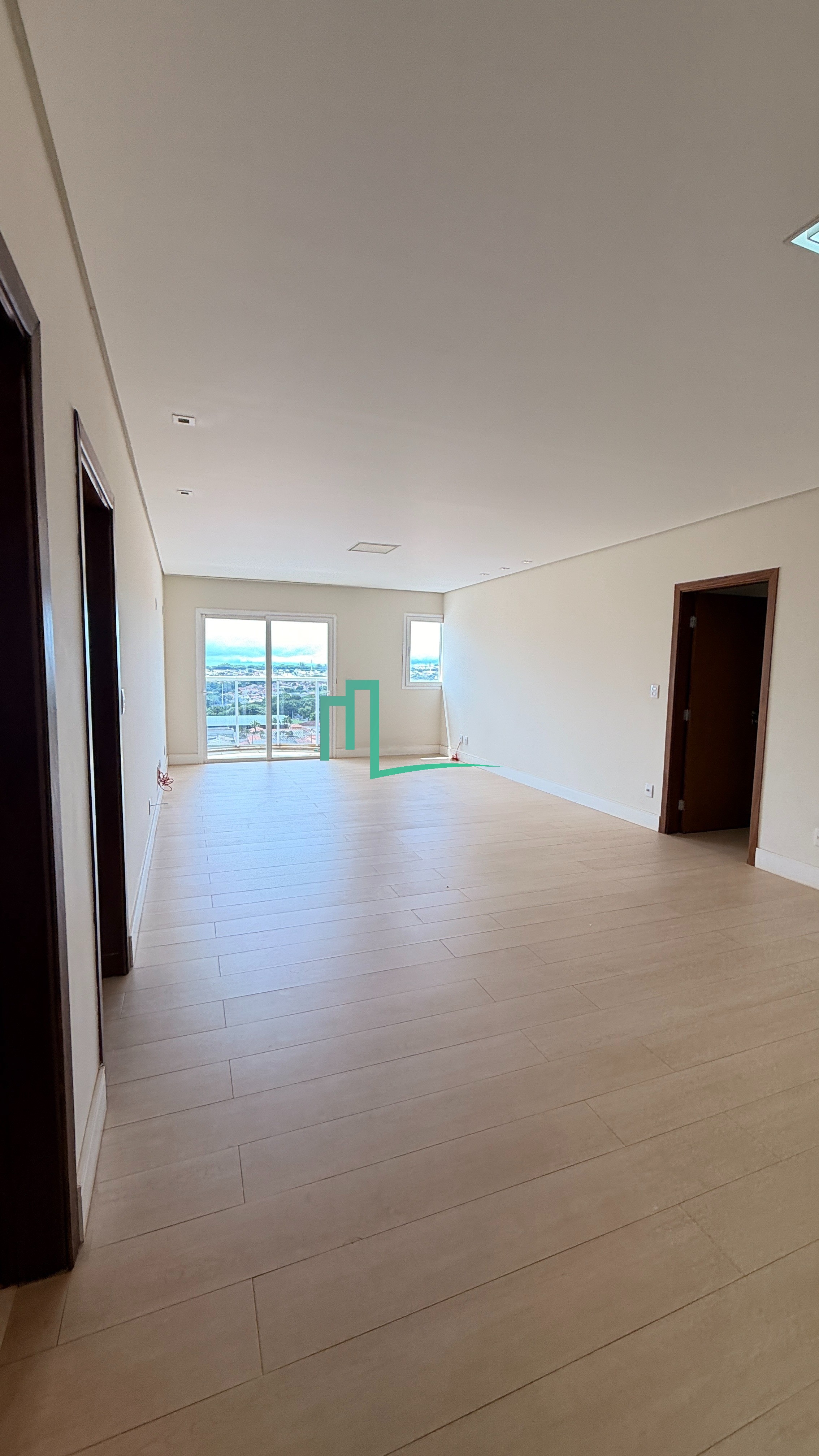 VENDE-SE, ALUGA-SE APARTAMENTO NO EDIFICIO LÁ FIORI EM FRANCA - SP — foto 4