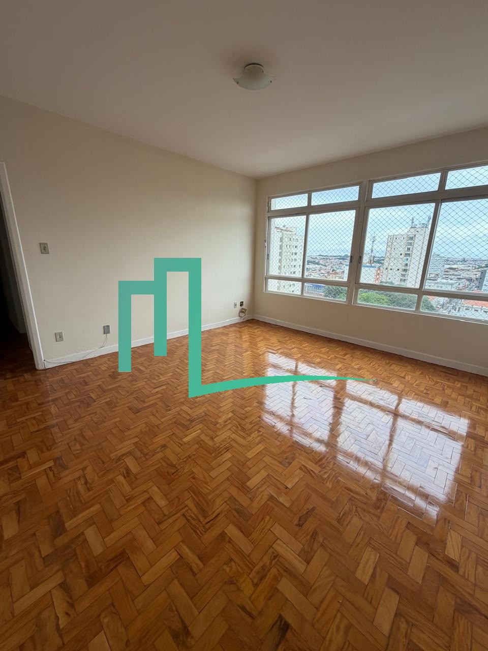 VENDE-SE EXCELENTE APARTAMENTO NO EDIFICIO BANCO SÃO PAULO/CENTRO Excelente apartamento com sala, cozinha com armários,