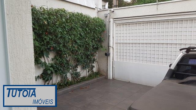 Casa à venda com 3 quartos, 200m² - Foto 27