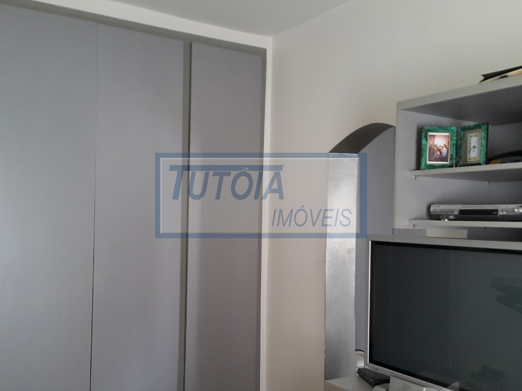 Apartamento à venda com 3 quartos, 257m² - Foto 15