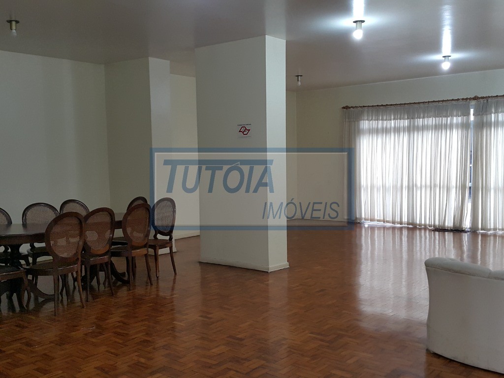 Apartamento à venda com 3 quartos, 257m² - Foto 35