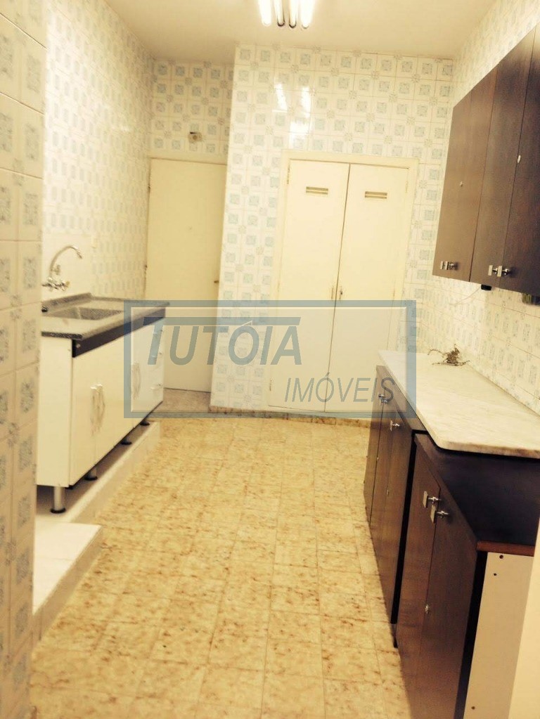 Apartamento à venda com 3 quartos, 190m² - Foto 12