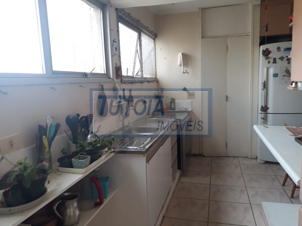 Apartamento à venda com 3 quartos, 123m² - Foto 1