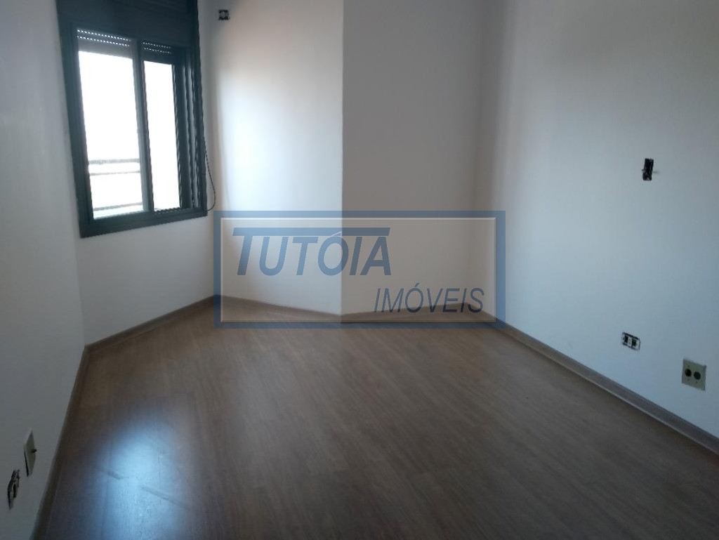 Apartamento para alugar com 3 quartos, 218m² - Foto 5