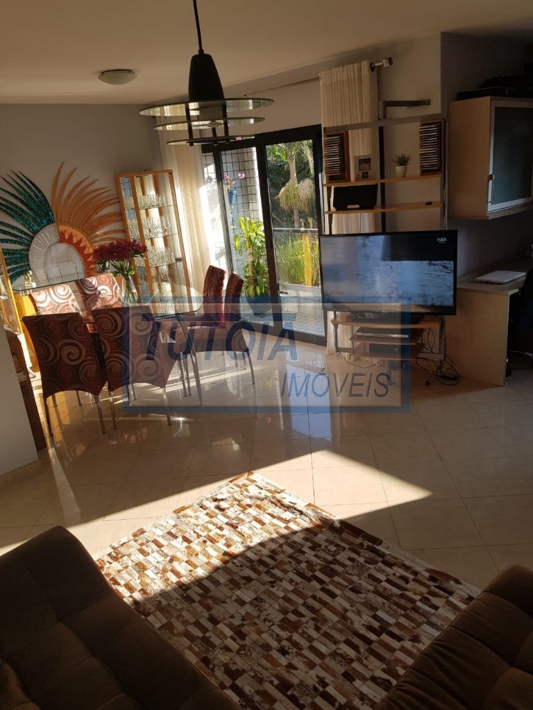 Apartamento à venda com 2 quartos, 80m² - Foto 1