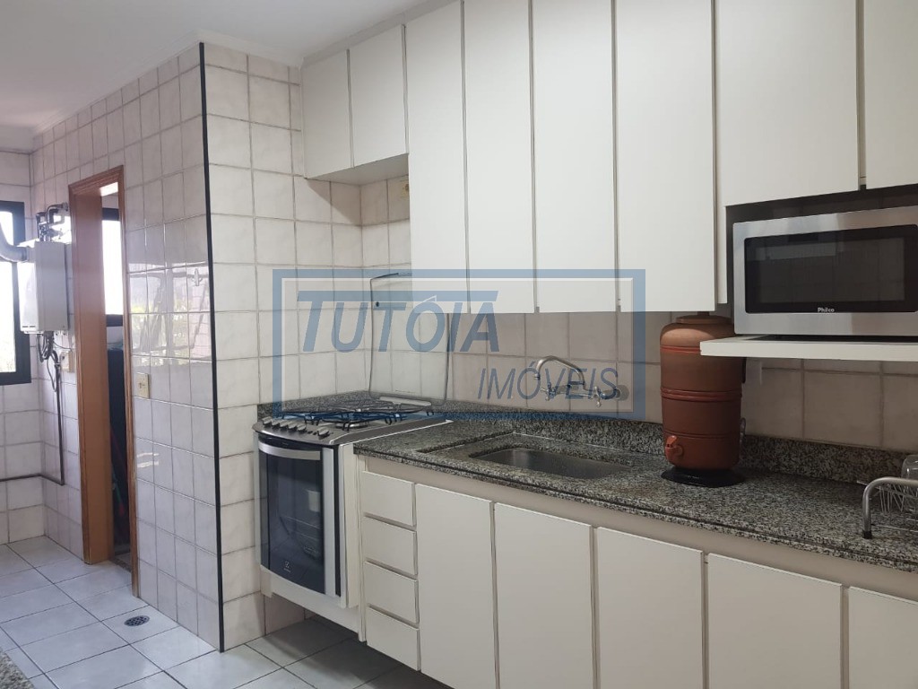 Apartamento à venda com 2 quartos, 80m² - Foto 7