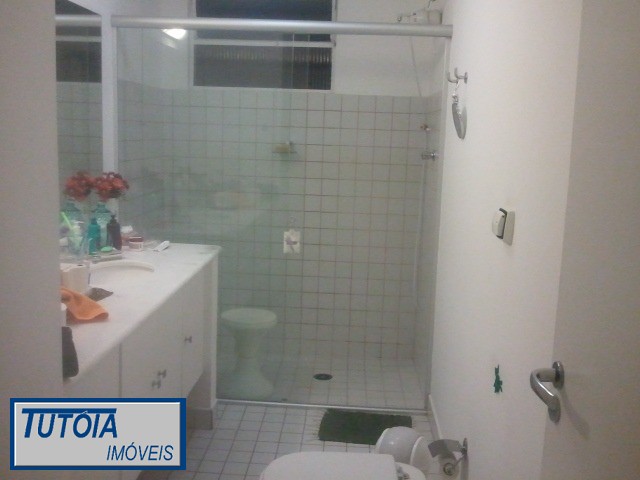 Apartamento à venda com 3 quartos, 126m² - Foto 2