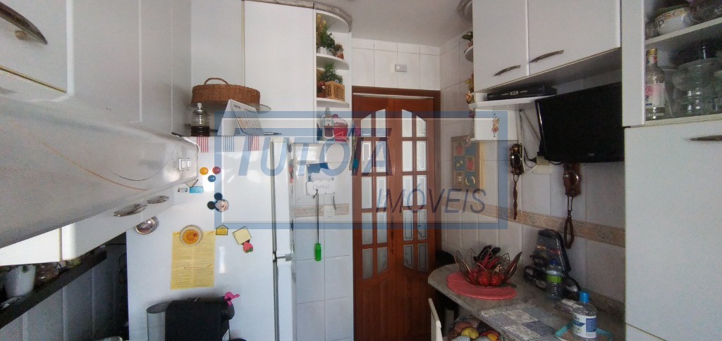 Apartamento à venda com 2 quartos, 68m² - Foto 4