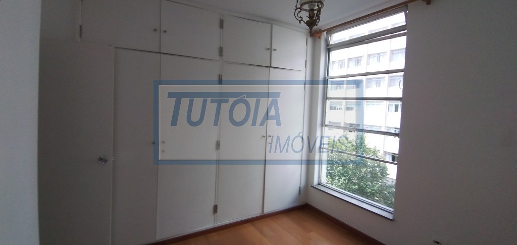 Apartamento à venda com 3 quartos, 130m² - Foto 11