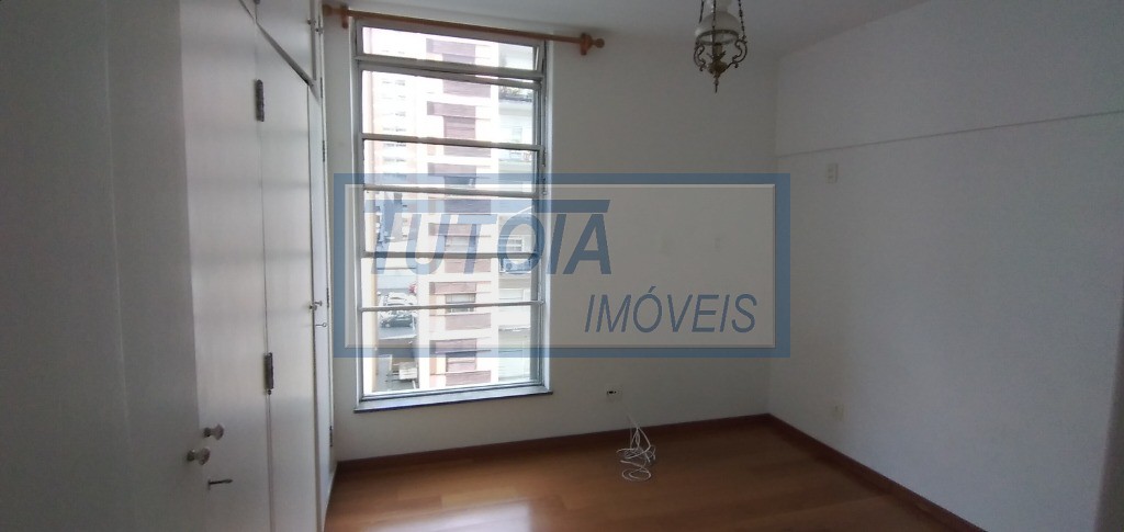 Apartamento à venda com 3 quartos, 130m² - Foto 13