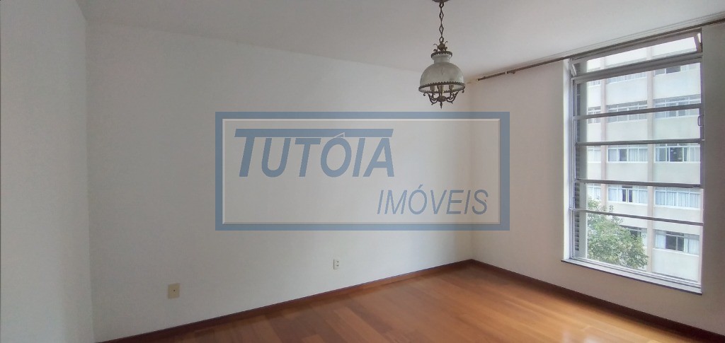 Apartamento à venda com 3 quartos, 130m² - Foto 19