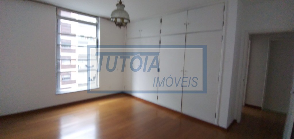 Apartamento à venda com 3 quartos, 130m² - Foto 22