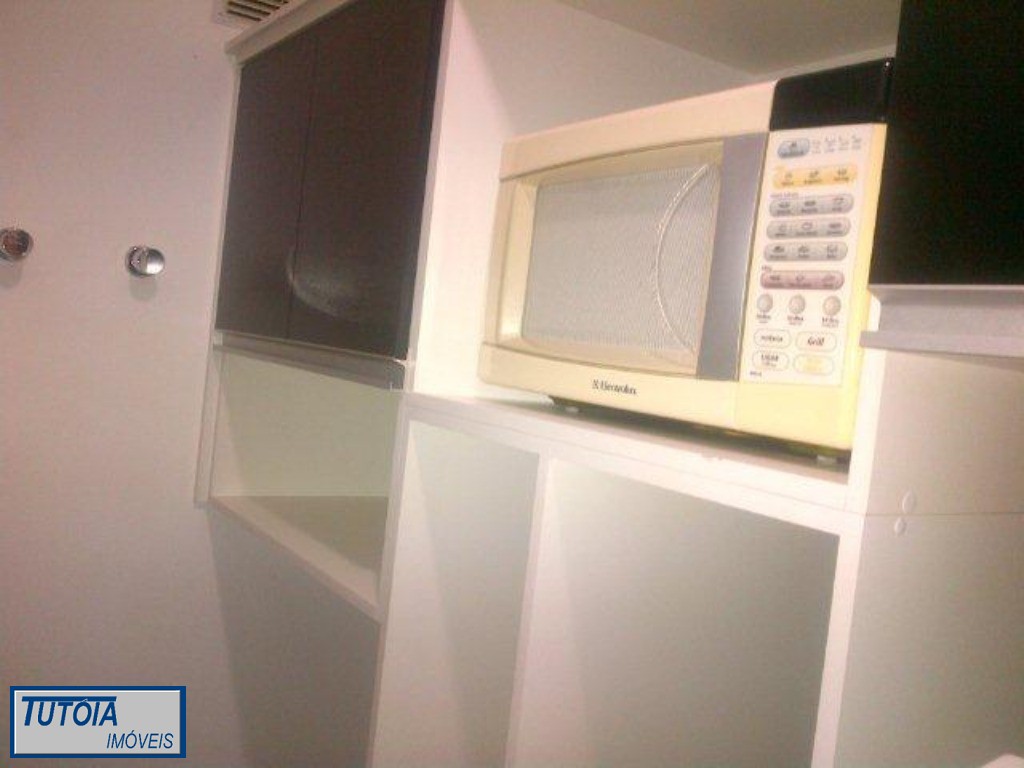 Apartamento à venda com 1 quarto, 43m² - Foto 17