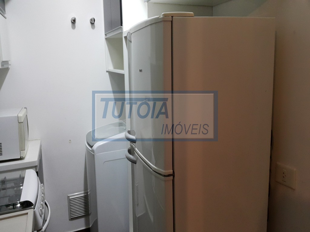 Apartamento à venda com 1 quarto, 43m² - Foto 21