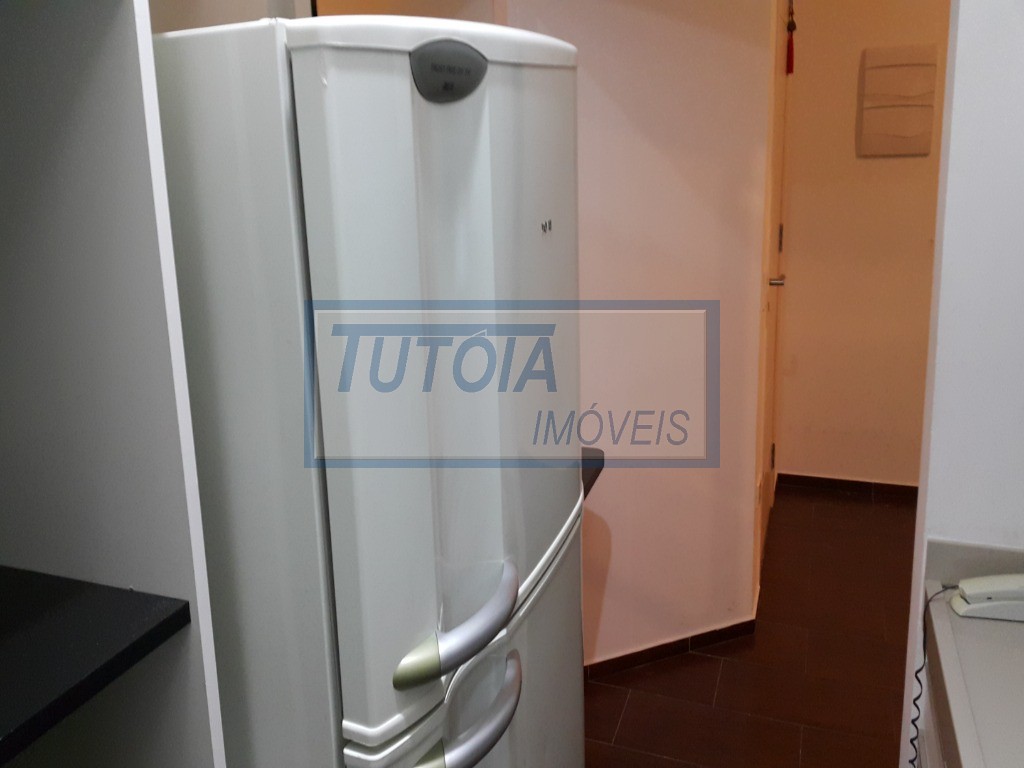 Apartamento à venda com 1 quarto, 43m² - Foto 22