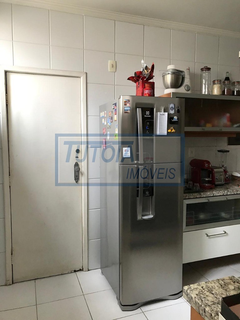 Apartamento à venda com 3 quartos, 125m² - Foto 19