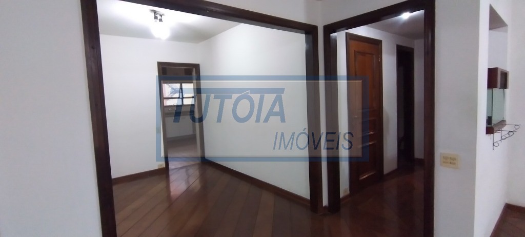 Apartamento à venda com 4 quartos, 177m² - Foto 8