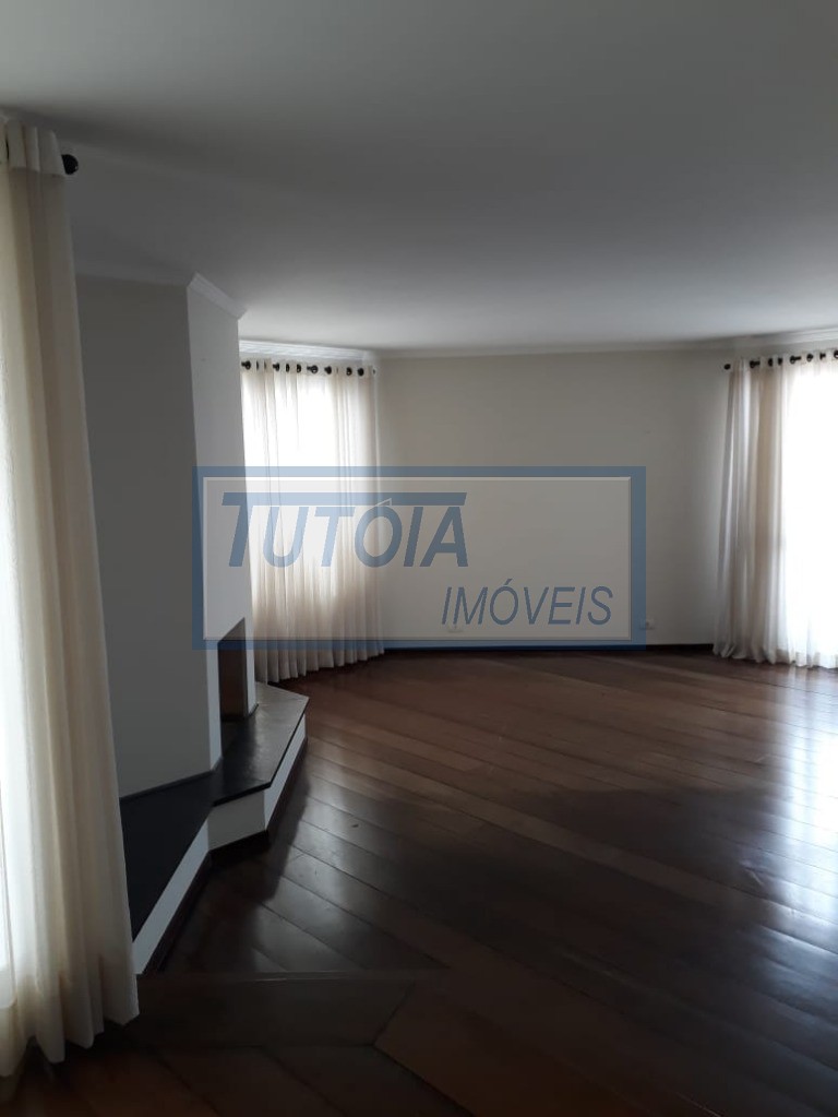 Apartamento à venda com 3 quartos, 200m² - Foto 3