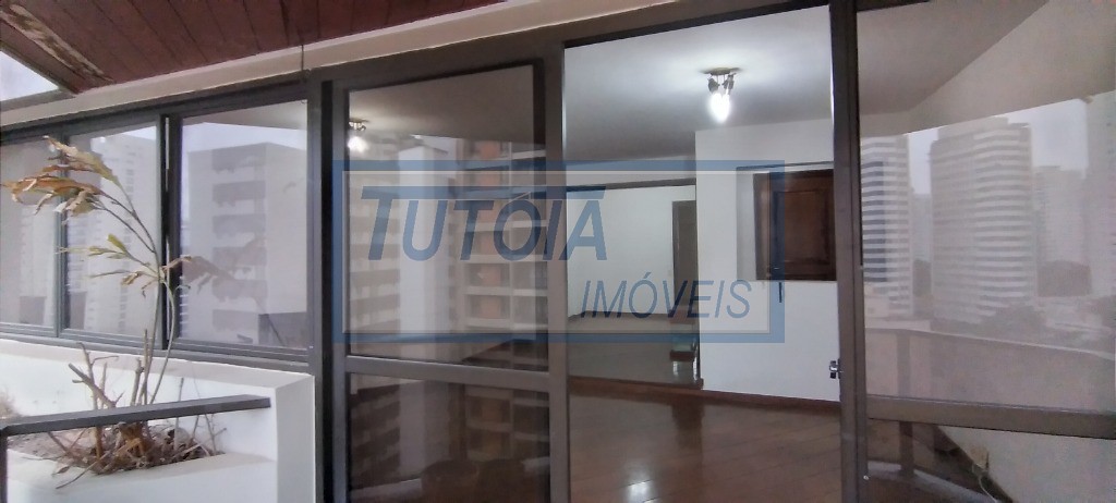 Apartamento à venda com 4 quartos, 177m² - Foto 6