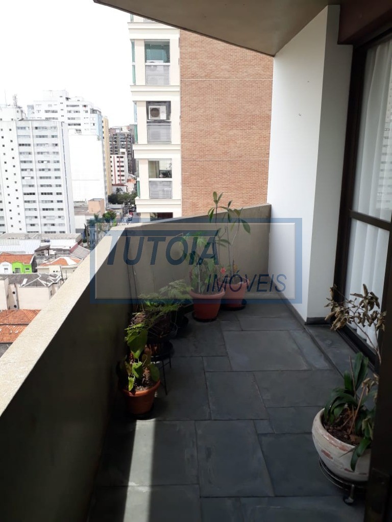 Apartamento à venda com 3 quartos, 200m² - Foto 10