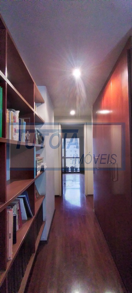 Apartamento à venda com 4 quartos, 177m² - Foto 18