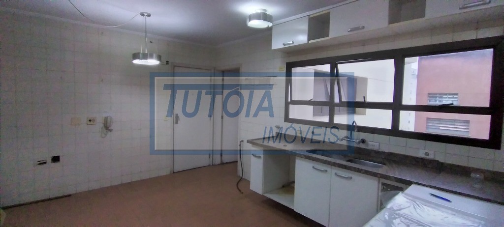 Apartamento à venda com 4 quartos, 177m² - Foto 9