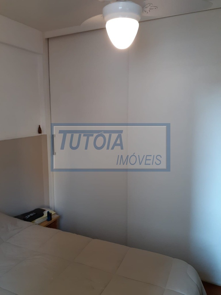 Apartamento à venda com 2 quartos, 70m² - Foto 14