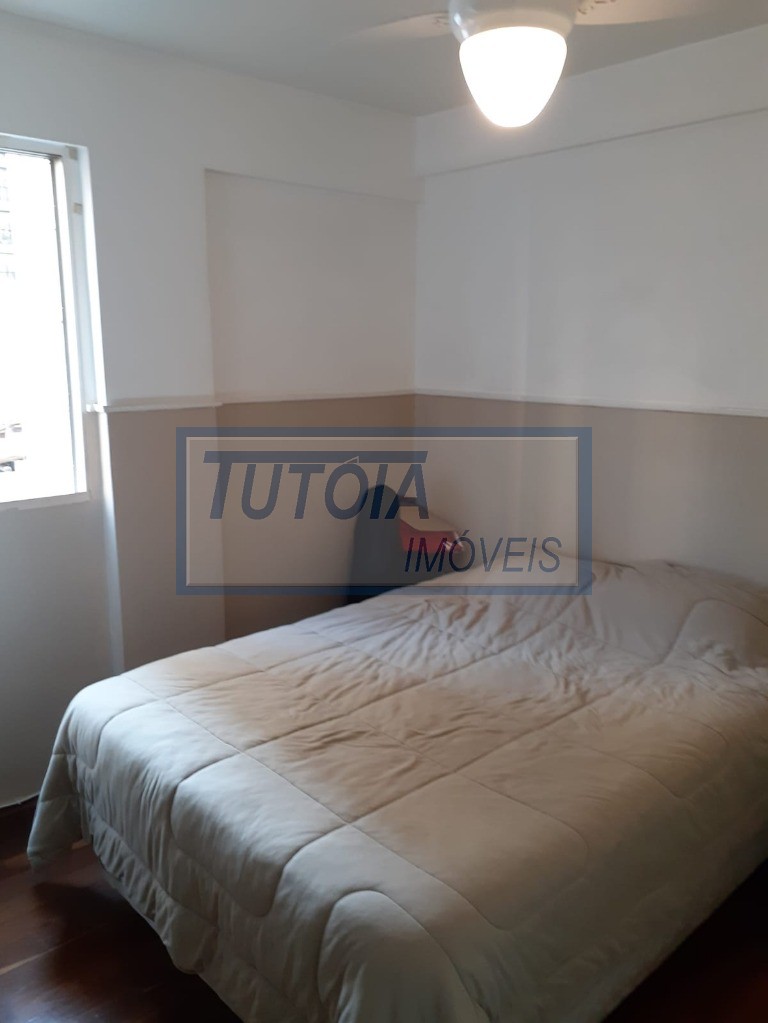 Apartamento à venda com 2 quartos, 70m² - Foto 13