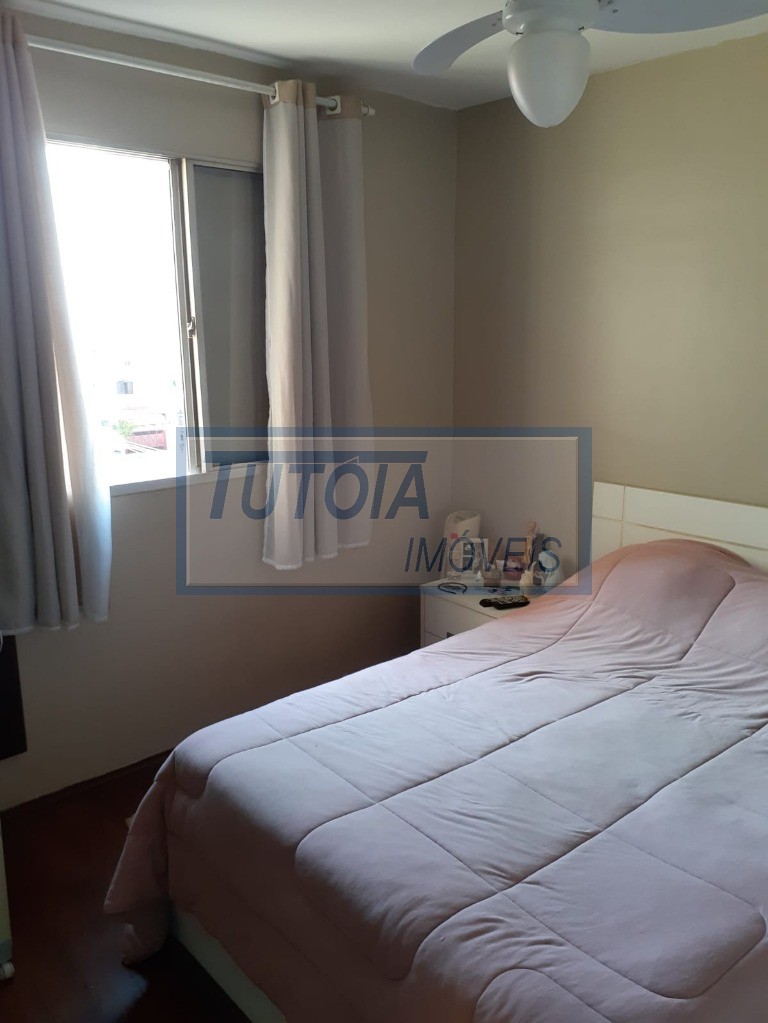 Apartamento à venda com 2 quartos, 70m² - Foto 11