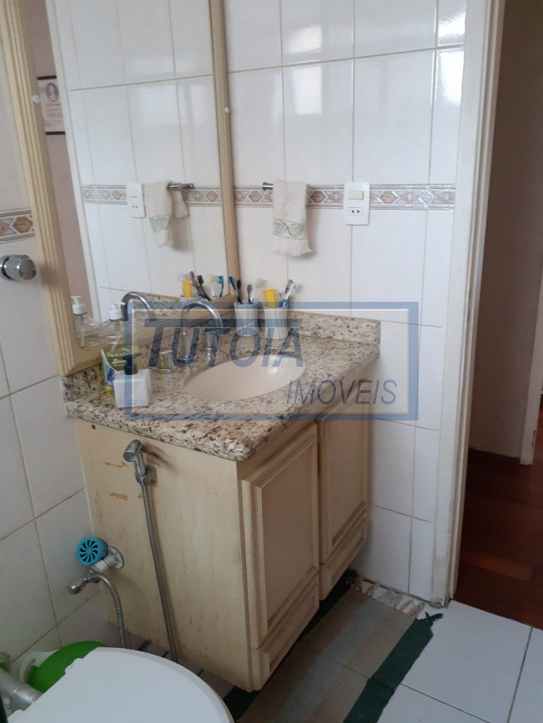 Apartamento à venda com 2 quartos, 70m² - Foto 19