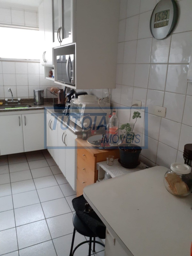 Apartamento à venda com 2 quartos, 70m² - Foto 22