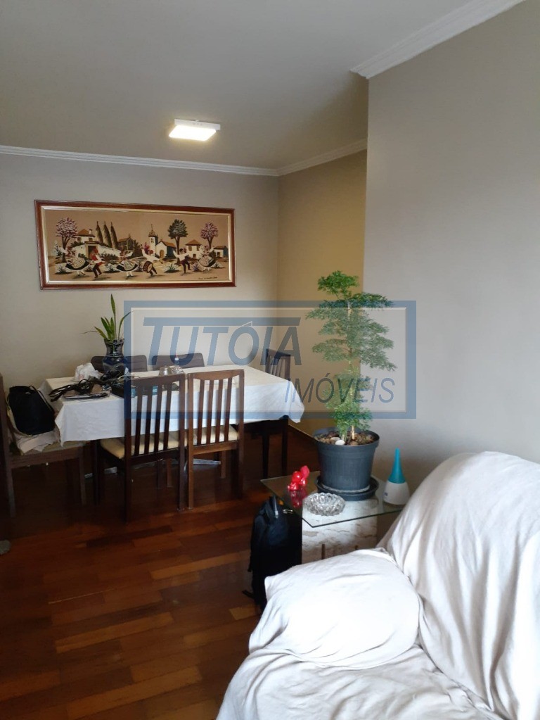 Apartamento à venda com 2 quartos, 70m² - Foto 4