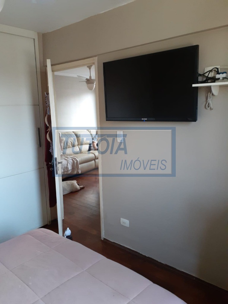 Apartamento à venda com 2 quartos, 70m² - Foto 10