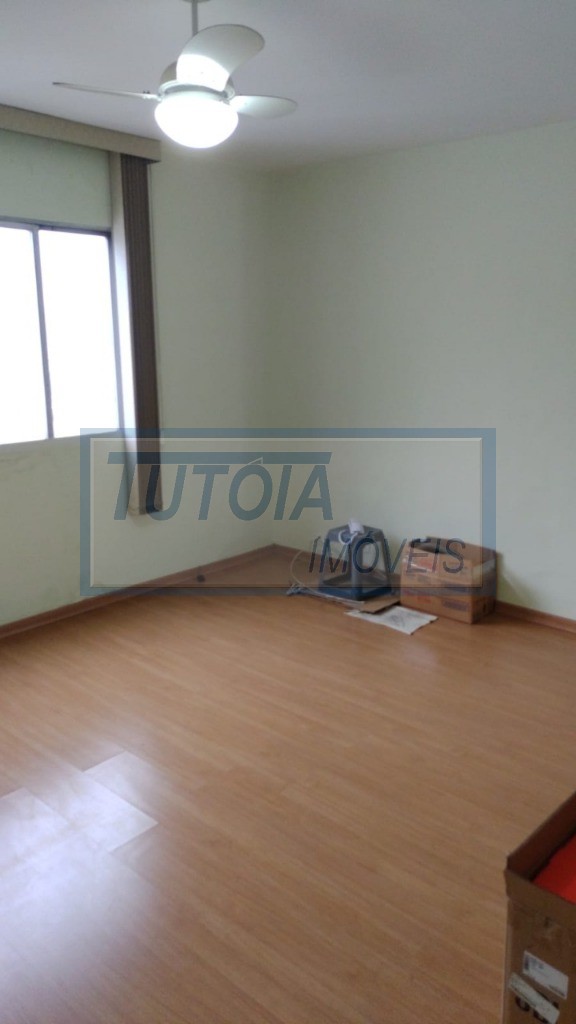 Apartamento à venda com 2 quartos, 65m² - Foto 12