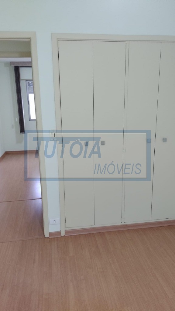 Apartamento à venda com 2 quartos, 65m² - Foto 13