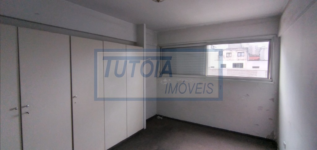 Apartamento à venda com 3 quartos, 121m² - Foto 9