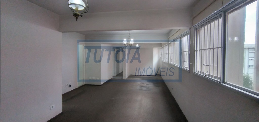 Apartamento à venda com 3 quartos, 121m² - Foto 1