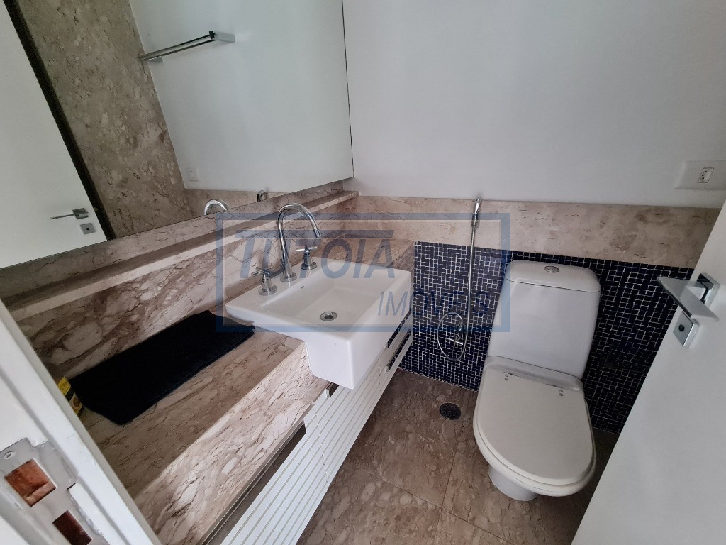 Apartamento à venda com 4 quartos, 230m² - Foto 4