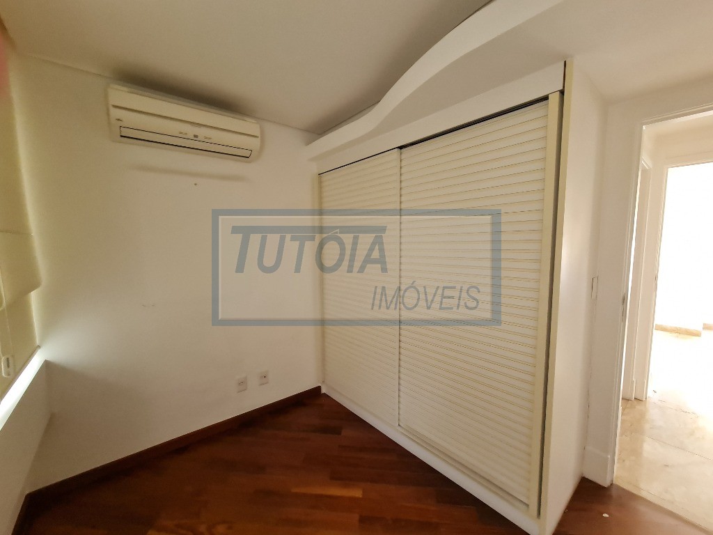 Apartamento à venda com 4 quartos, 230m² - Foto 20