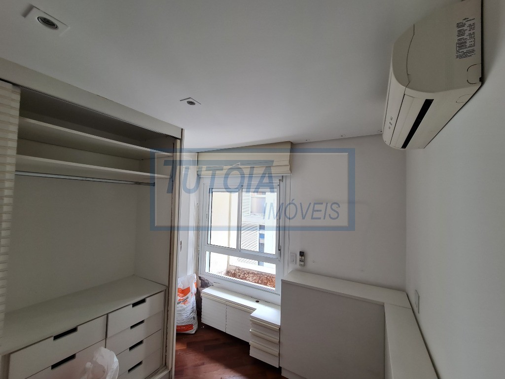 Apartamento à venda com 4 quartos, 230m² - Foto 15