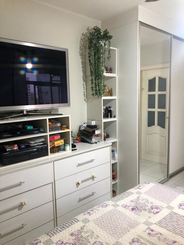 Apartamento à venda com 3 quartos, 141m² - Foto 12