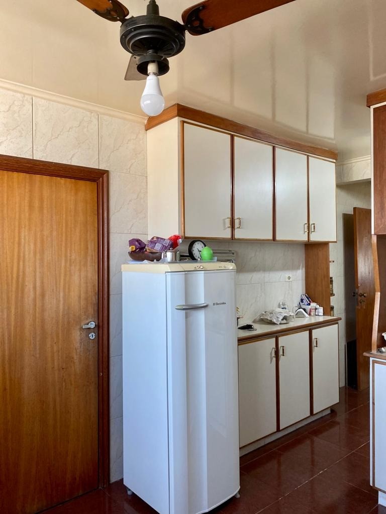 Apartamento à venda com 3 quartos, 141m² - Foto 53