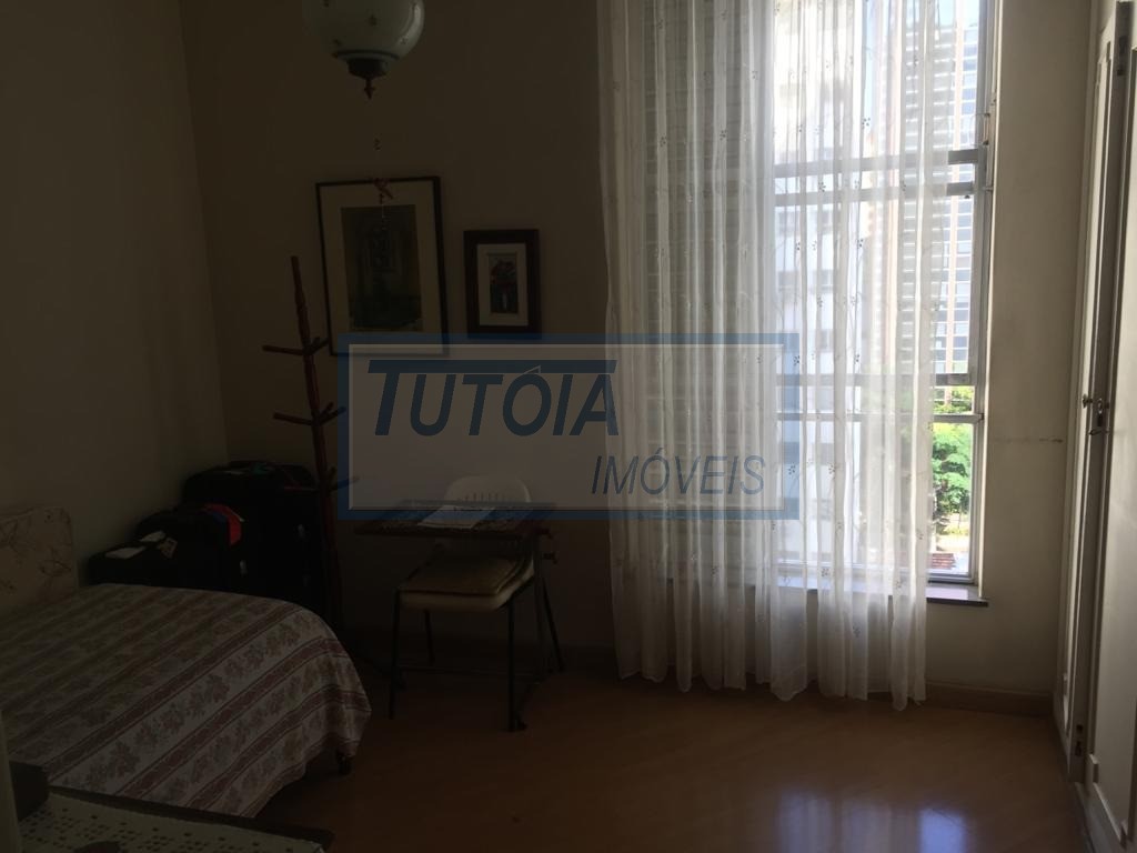 Apartamento à venda com 3 quartos, 128m² - Foto 11