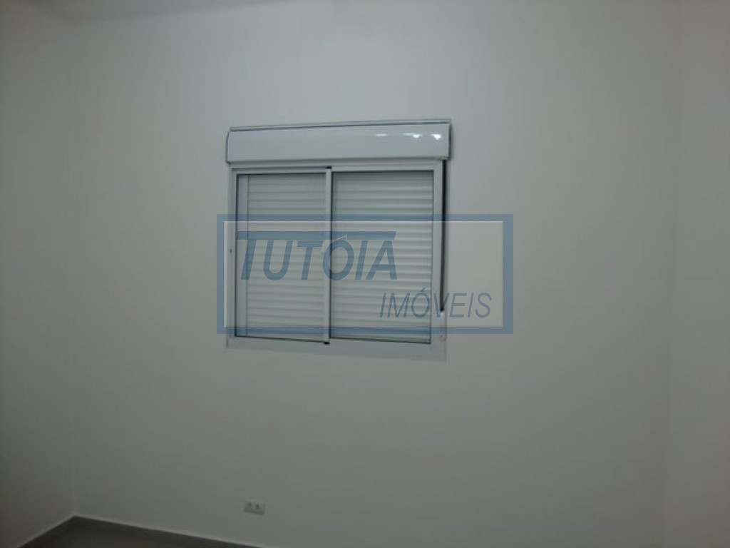 Casa para alugar com 2 quartos, 150m² - Foto 23