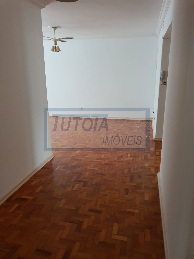 Apartamento para alugar com 3 quartos, 106m² - Foto 12